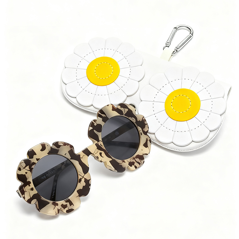 https://www.dc-optical.com/dachuan-optical-dsp342001-china-supplier-high-quality-pc-sunglasses-with-flower-frame-product/